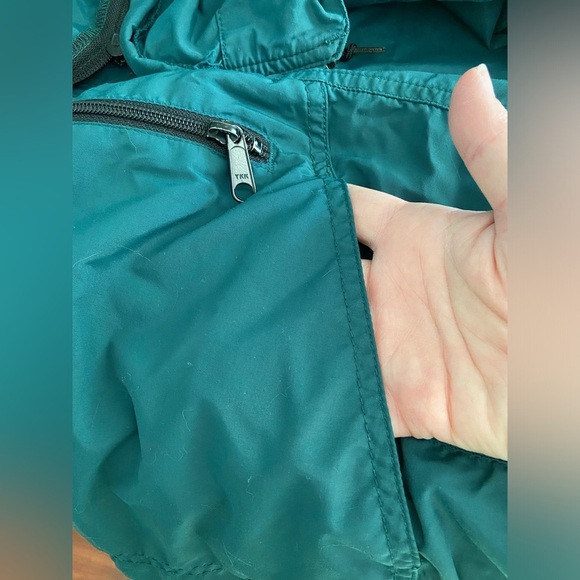 Vintage LL Bean Jacket Men Green Windbreaker Rain Zip Anorak XL Kangaroo Pocket - Picture 8 of 9